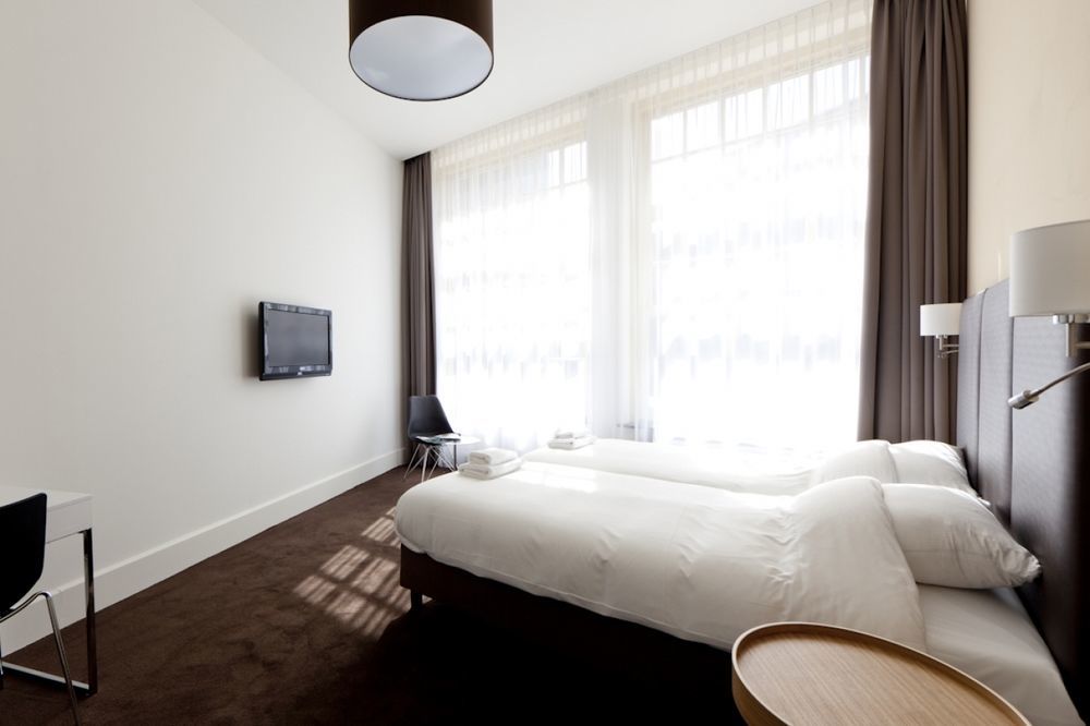 College Hotel