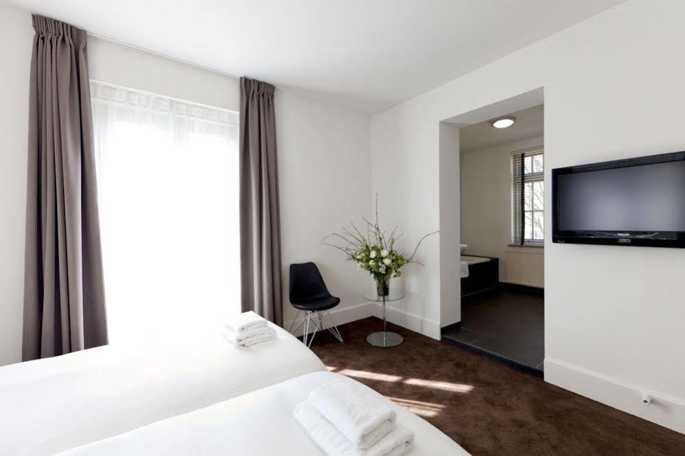College Hotel